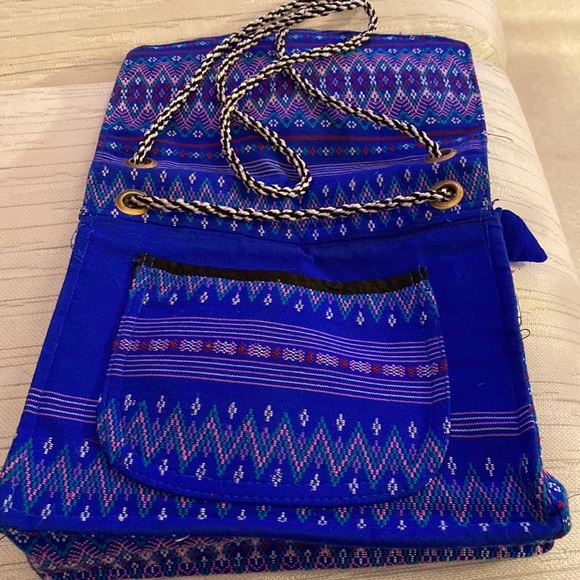 Cross body blue and multicolored purse, embroidered - Picture 5 of 8